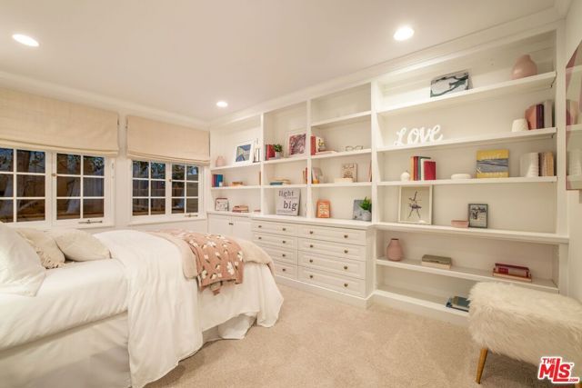 15550 Valley Vista Boulevard, Encino (los Angeles), CA 91436