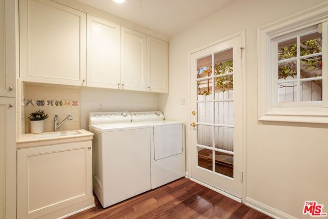 15550 Valley Vista Boulevard, Encino (los Angeles), CA 91436