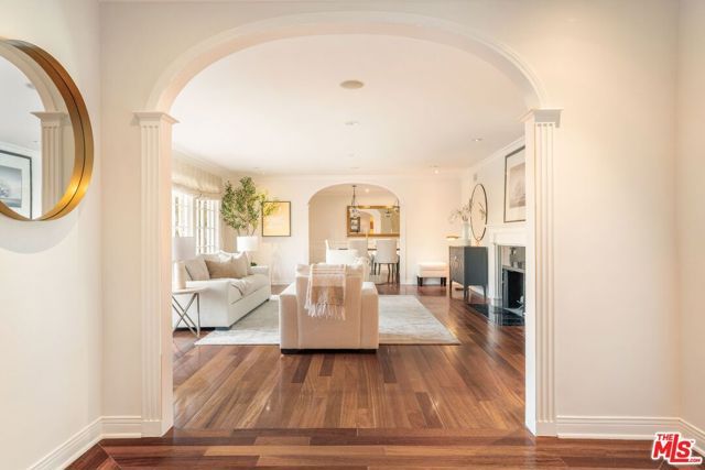 15550 Valley Vista Boulevard, Encino (los Angeles), CA 91436