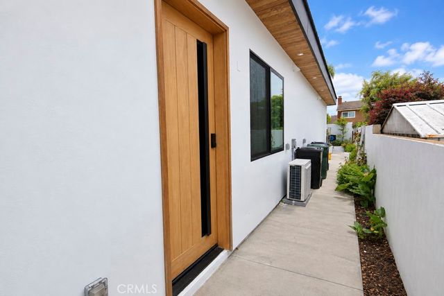9984 Petunia Avenue JADU, Fountain Valley, CA 92708