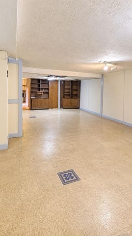1121 Saint Lawrence Avenue, Bronx, NY 10472