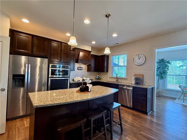 3451 Graham Way SW, Lilburn, GA 30047