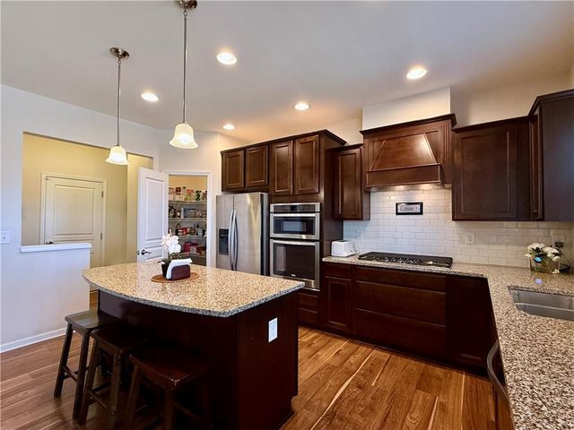 3451 Graham Way SW, Lilburn, GA 30047