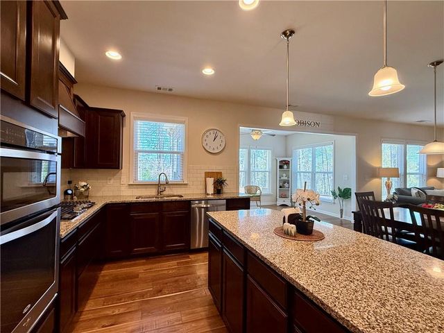 3451 Graham Way SW, Lilburn, GA 30047