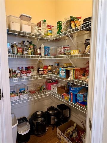 3451 Graham Way SW, Lilburn, GA 30047