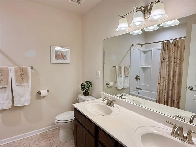 3451 Graham Way SW, Lilburn, GA 30047