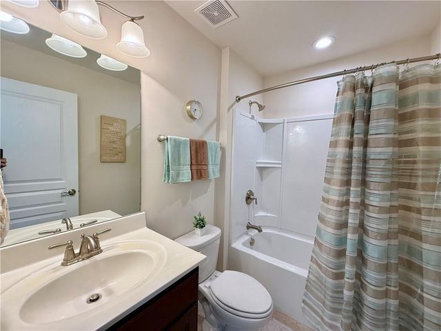 3451 Graham Way SW, Lilburn, GA 30047