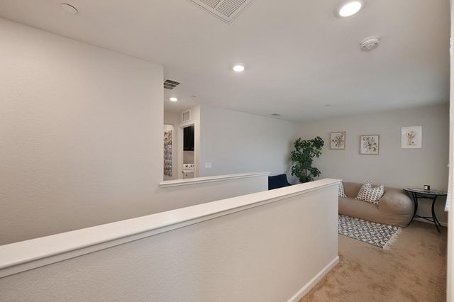 10904 Arrington Dr, Rancho Cordova, CA 95670