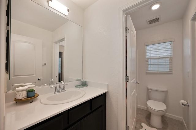 10904 Arrington Dr, Rancho Cordova, CA 95670