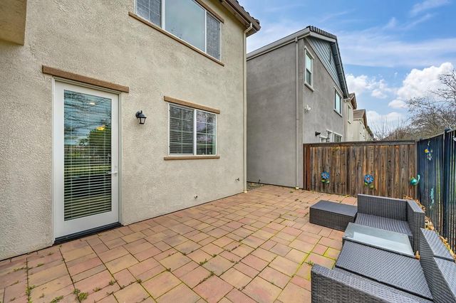10904 Arrington Dr, Rancho Cordova, CA 95670