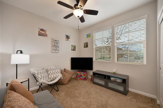 10904 Arrington Dr, Rancho Cordova, CA 95670