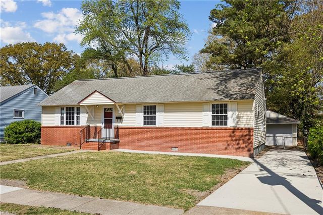 210 Cynthia DR, Hampton, VA 23666