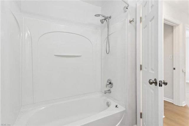 210 Cynthia DR, Hampton, VA 23666