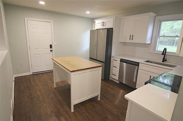 207 S 65th Street, Kansas City, KS 66111