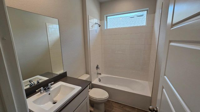 720 AMBER FIELDS Drive, Denton, TX 76259