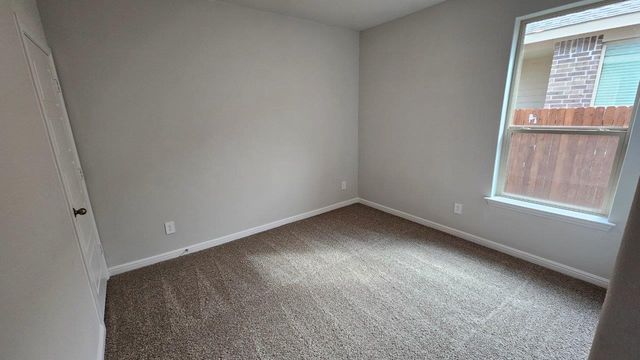 720 AMBER FIELDS Drive, Denton, TX 76259