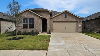 720 AMBER FIELDS Drive, Denton, TX 76259