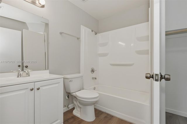 637 Mosquero Ave, Deltona, FL 32738