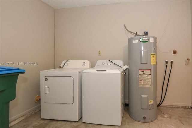 637 Mosquero Ave, Deltona, FL 32738