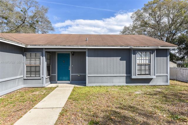 637 Mosquero Ave, Deltona, FL 32738