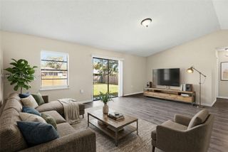 637 Mosquero Ave, Deltona, FL 32738