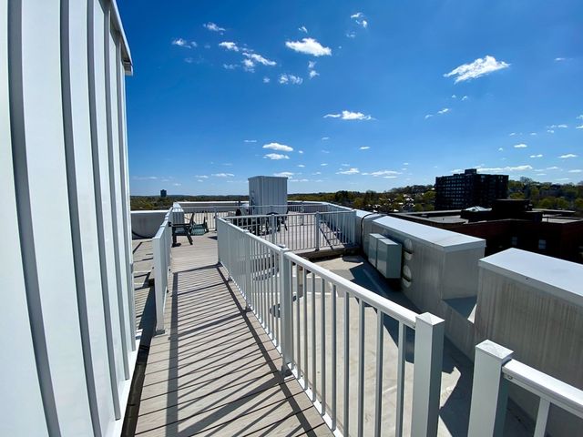 1454 Beacon Street 644, Brookline, MA 02446