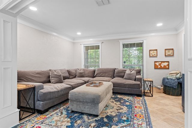 8016 Crazy Horse Lane, Fort Worth, TX 76137