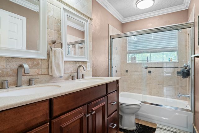 8016 Crazy Horse Lane, Fort Worth, TX 76137