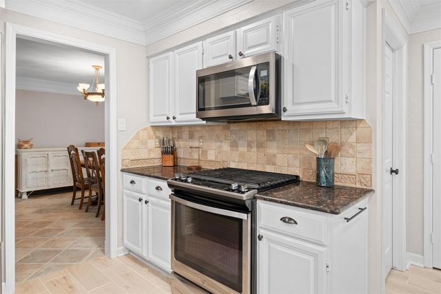 8016 Crazy Horse Lane, Fort Worth, TX 76137