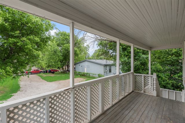 821 Bond Street, Fort Worth, TX 76114