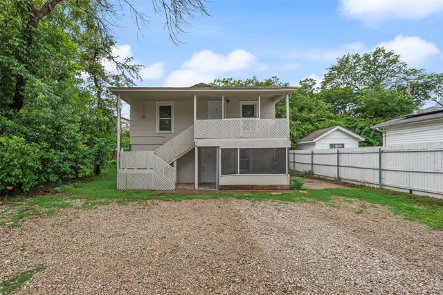 821 Bond Street, Fort Worth, TX 76114