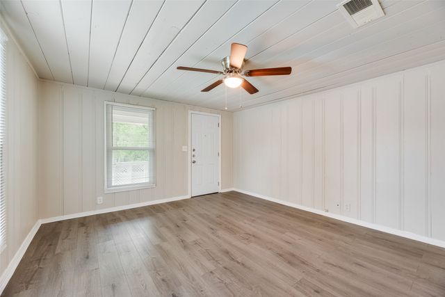 821 Bond Street, Fort Worth, TX 76114