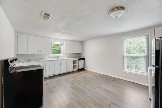 821 Bond Street, Fort Worth, TX 76114