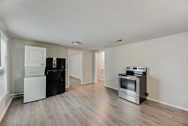 821 Bond Street, Fort Worth, TX 76114