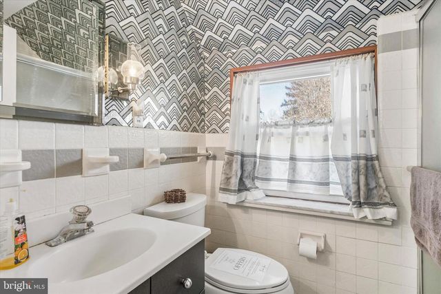 478 AURANIA ST, Philadelphia, PA 19128