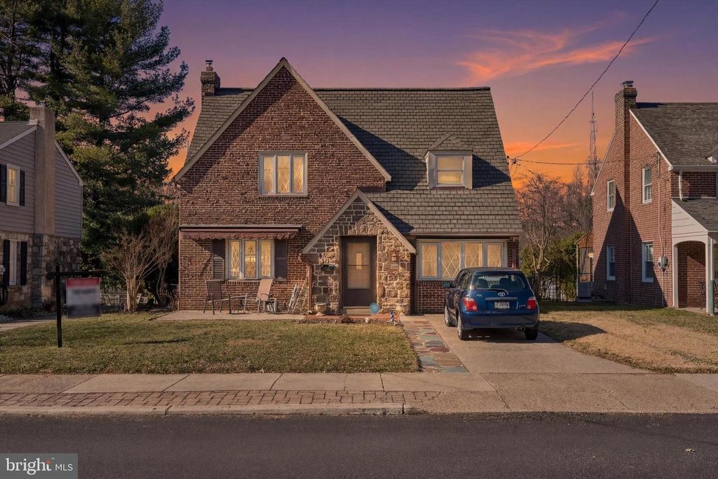 478 AURANIA ST, Philadelphia, PA 19128