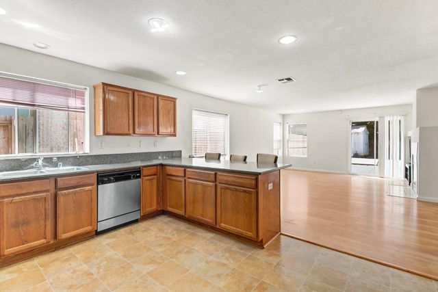 3891 Aetna Springs Way, Sacramento, CA 95834