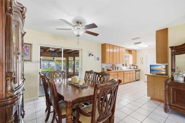 20510 Jacaranda Rd, Cutler Bay, FL 33189