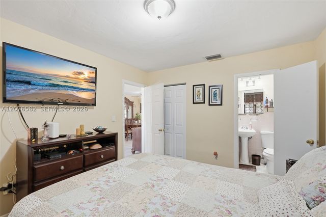 20510 Jacaranda Rd, Cutler Bay, FL 33189
