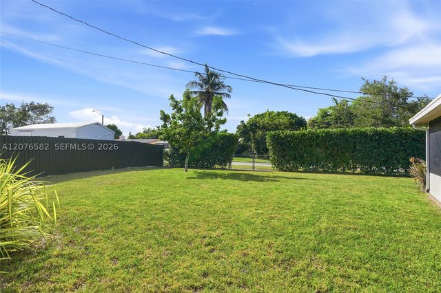 20510 Jacaranda Rd, Cutler Bay, FL 33189
