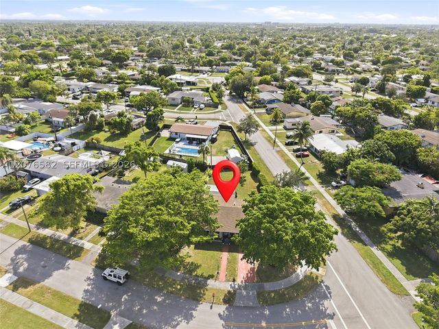 20510 Jacaranda Rd, Cutler Bay, FL 33189