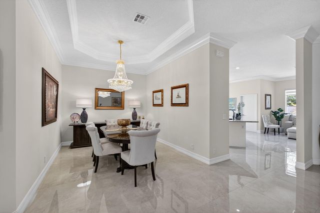 8642 Plum Cay, Royal Palm Beach, FL 33411