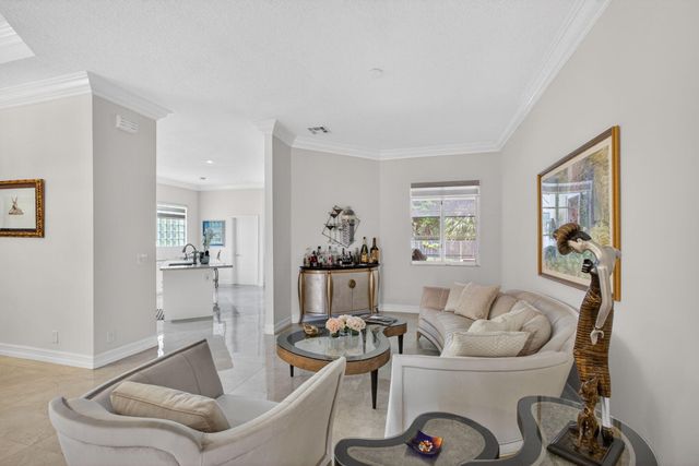 8642 Plum Cay, Royal Palm Beach, FL 33411