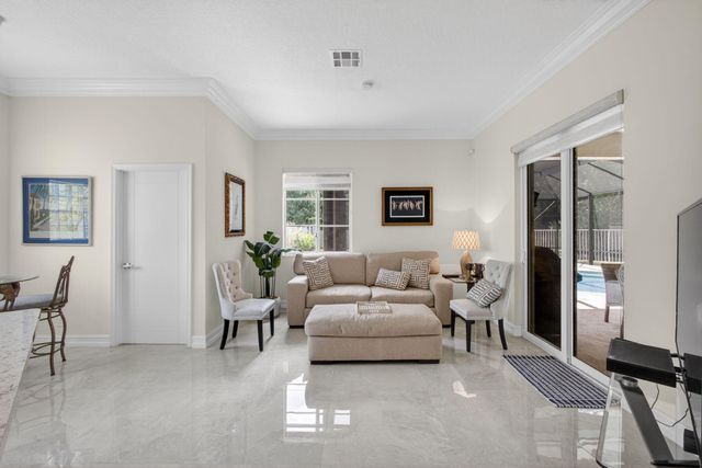 8642 Plum Cay, Royal Palm Beach, FL 33411