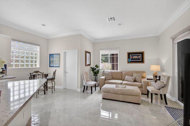 8642 Plum Cay, Royal Palm Beach, FL 33411