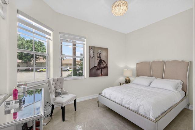 8642 Plum Cay, Royal Palm Beach, FL 33411