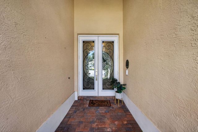 8642 Plum Cay, Royal Palm Beach, FL 33411