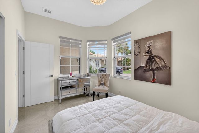 8642 Plum Cay, Royal Palm Beach, FL 33411