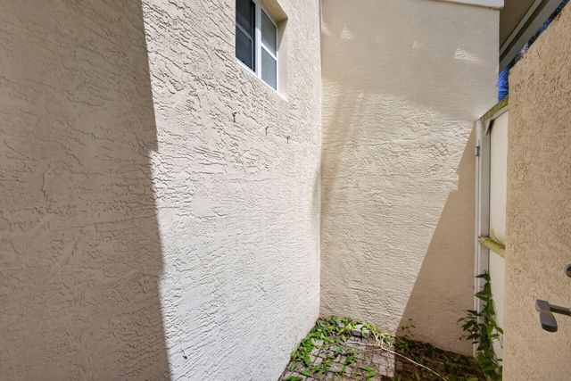 8642 Plum Cay, Royal Palm Beach, FL 33411