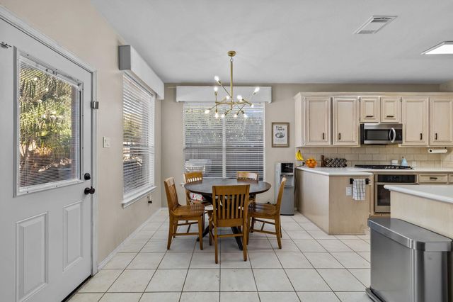 2372 Autumn Mist Court, League City, TX 77573